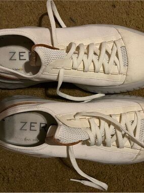Cole Haan Off-White Canvas Lace-Up Sneakers with Tan Heel Trim. Size 11